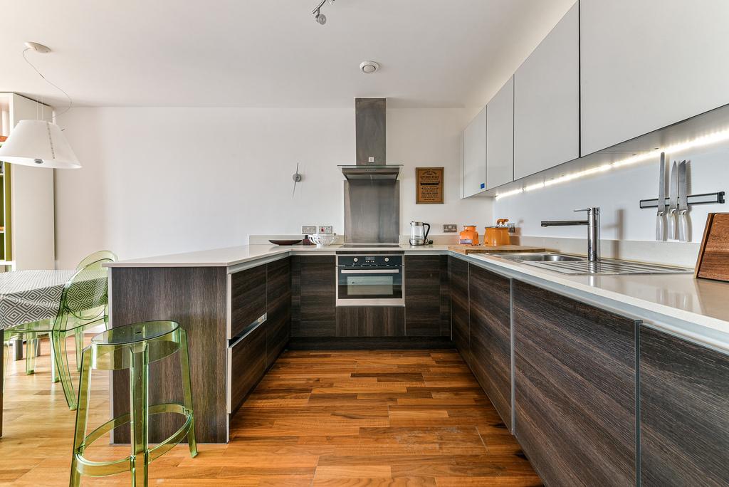 Apartment in London - View 2