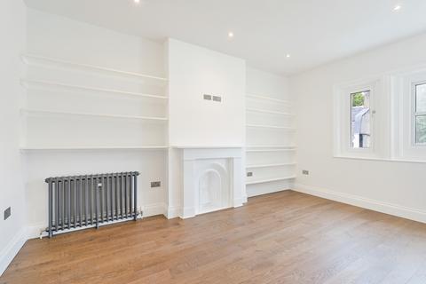 2 bedroom maisonette to rent, Great Russell Street, WC1B