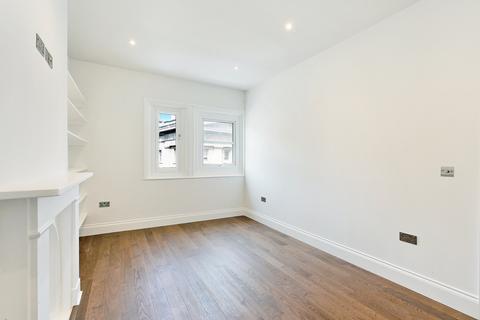 2 bedroom maisonette to rent, Great Russell Street, WC1B