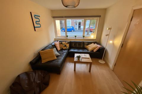 1 bedroom in a house share to rent, Hungerton Street, Lenton, NG7 1HL