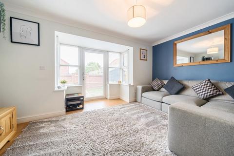 2 bedroom end of terrace house for sale, Cowling Close, Horncastle