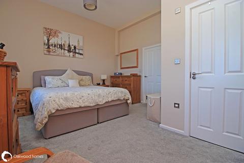 2 bedroom apartment for sale, Alexander Court, Royal Seabathing, Westbrook