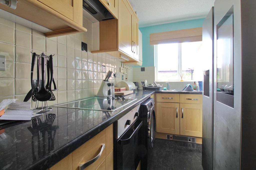 Kitchen EH.jpg