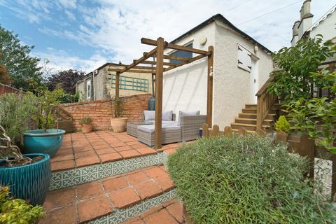 3 bedroom cottage for sale, Upper Church Road, Weston-Super-Mare, BS23