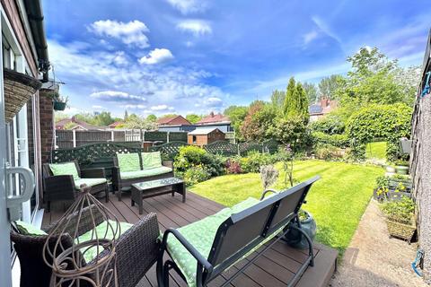 43 Berkeley Close, Stockport, SK2 5BD