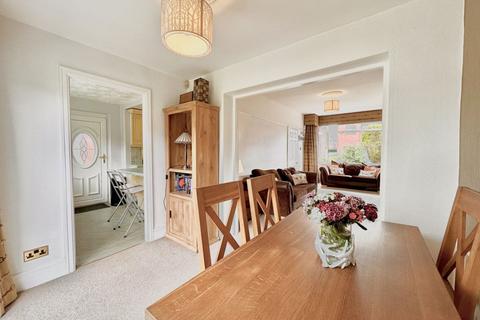 43 Berkeley Close, Stockport, SK2 5BD