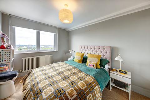 2 bedroom flat for sale, Notting Hill Gate, London