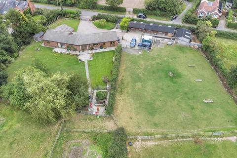 4 bedroom country house for sale, Chapel Lane, Threapwood
