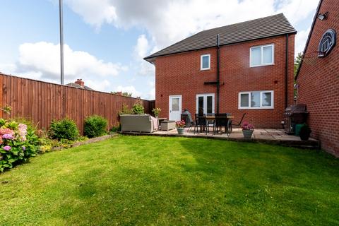 4 bedroom detached house for sale, Newlove Avenue, St. Helens, WA10