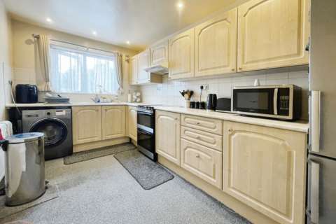 3 bedroom terraced house for sale, Oakfield Road, Telford TF5