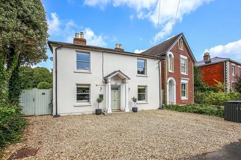 4 bedroom detached house for sale, Winchester Road, Romsey, Hampshire, SO51