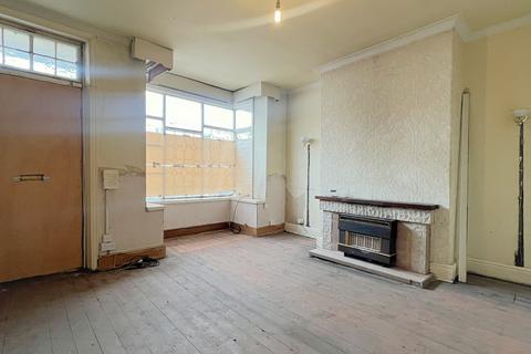 3 bedroom terraced house for sale, Evelyn Avenue, Bradford, West Yorkshire, BD3