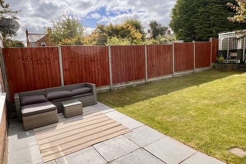 3 bedroom semi-detached house for sale, Wigston Lane, Aylestone, LE2