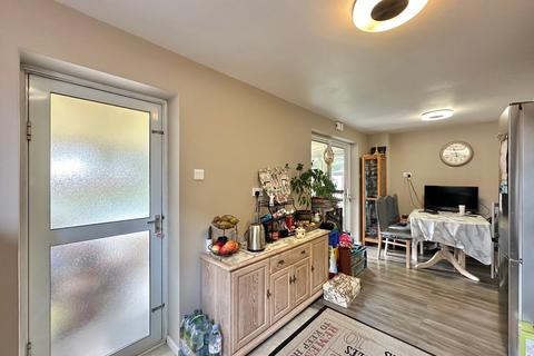 69 Ethelstan Crescent, Hereford, HR2 7HS