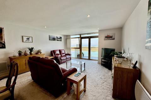 3 bedroom apartment for sale, Orvis Court, 5 Midway Quay, Eastbourne, East Sussex, BN23