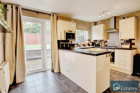 2 bedroom semi-detached house for sale, Cumberland Drive, Nuneaton