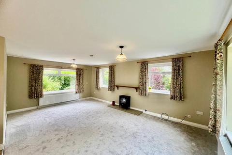 4 bedroom detached house to rent, Constable Road, Ilkley, West Yorkshire, LS29