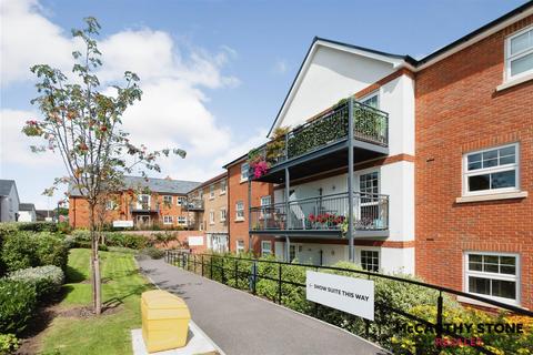 2 bedroom apartment for sale, Queen Elizabeth Place, Orchard Lane, Alton