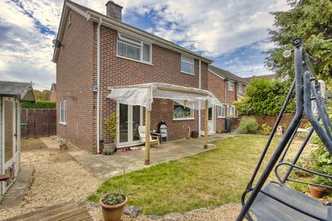 27 Bloomfield Close, Taunton, TA1 2EN