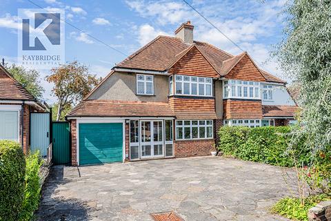 93 Ruden Way, Epsom, KT17 3LW