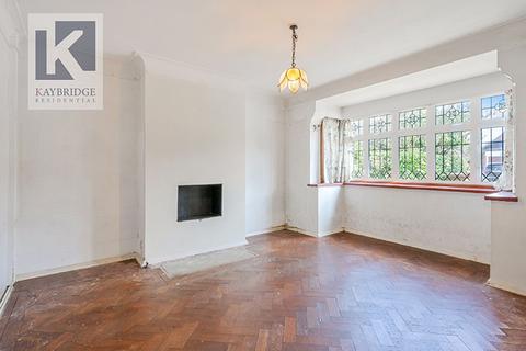 93 Ruden Way, Epsom, KT17 3LW