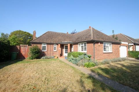 40 Orchard Way, Ashford, TW15 3AX