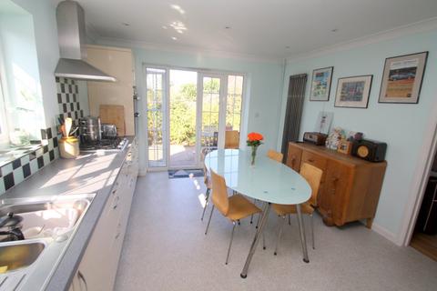 40 Orchard Way, Ashford, TW15 3AX