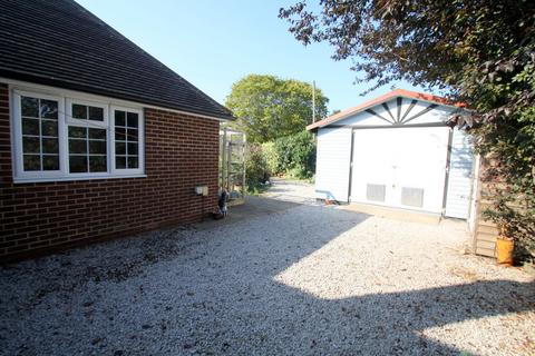 40 Orchard Way, Ashford, TW15 3AX