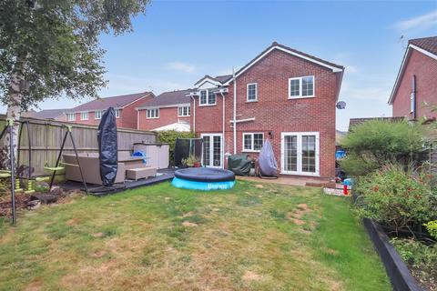 4 bedroom detached house for sale, Bullfinch Close, Poole, Dorset, BH17