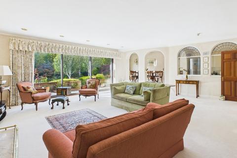 3 bedroom apartment for sale, Waterglades, Knotty Green, Beaconsfield, HP9