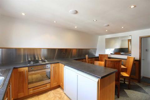 2 bedroom apartment to rent, Southend on Sea SS1