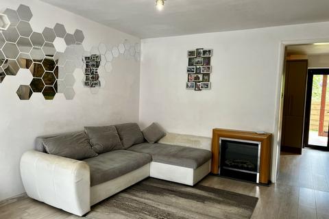 45 Alder Grove, Evesham, WR11 1XP