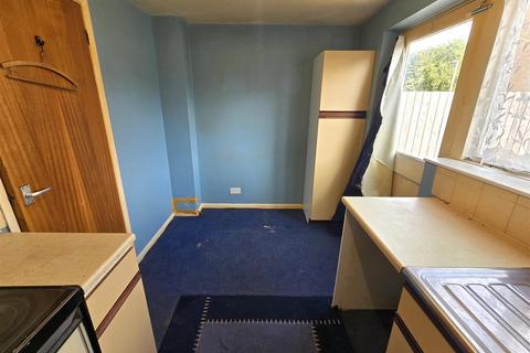 5 Bradbury Close, Chippenham, SN15 3TN