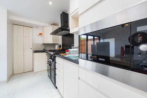 44 Dell Road, Birmingham, B30 2HZ