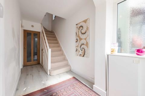 44 Dell Road, Birmingham, B30 2HZ
