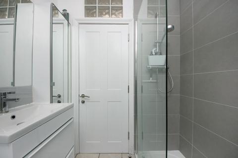 7 Jersey Road, London, W7 2JF