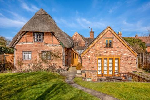 3 bedroom cottage for sale, Preston-on-Stour