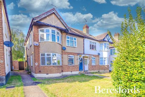 2 bedroom apartment for sale, Granton Avenue, Upminster, RM14