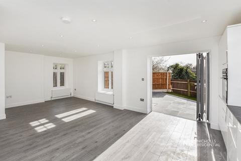 3 bedroom detached house for sale, Epsom KT18