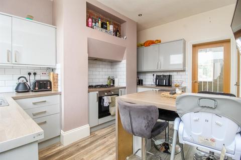 2 bedroom end of terrace house for sale, Jessop Street, Wakefield WF2