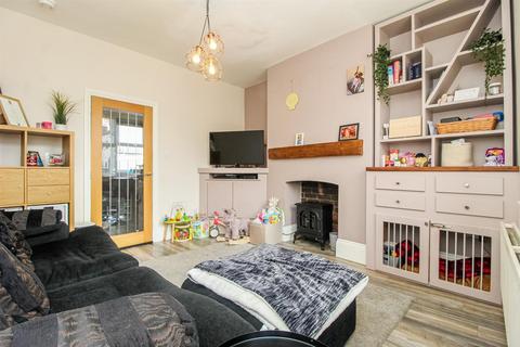 2 bedroom end of terrace house for sale, Jessop Street, Wakefield WF2