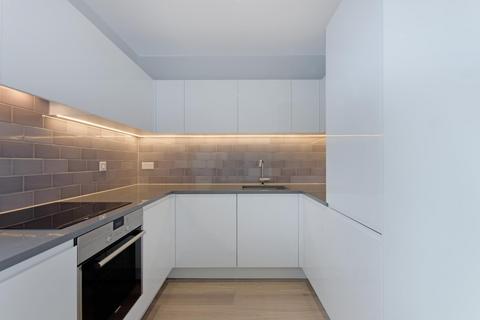 2 bedroom apartment for sale, Commodore House, Royal Wharf, E16