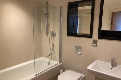 1 bedroom apartment to rent, Mackenzie House, Leeds