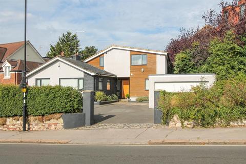 4 bedroom detached house for sale, Pampisford Road, Purley CR8