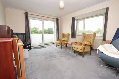 2 bedroom flat for sale, High Street, Bognor Regis