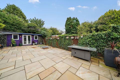 42 Kipling Walk, Basingstoke, RG22 6BN