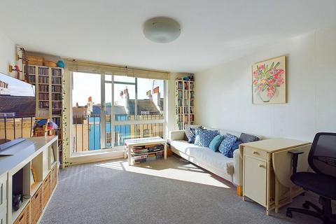 1 bedroom flat for sale, Osprey House, Sillwood Place, Brighton, BN1 2NE