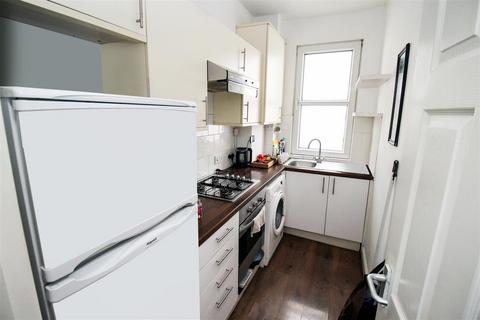 1 bedroom flat for sale, Meteor Road, Westcliff-On-Sea