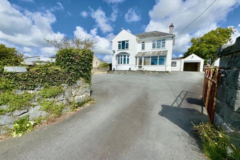 4 bedroom detached house for sale, Chwilog, Pwllheli