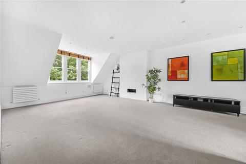 3 bedroom penthouse to rent, Heath Drive, London, NW3